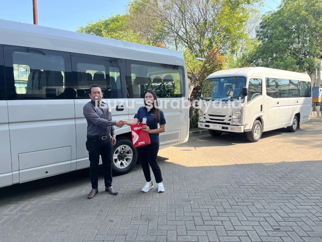 Galeri Isuzu Surabaya 2 Galeri Isuzu Surabaya 2